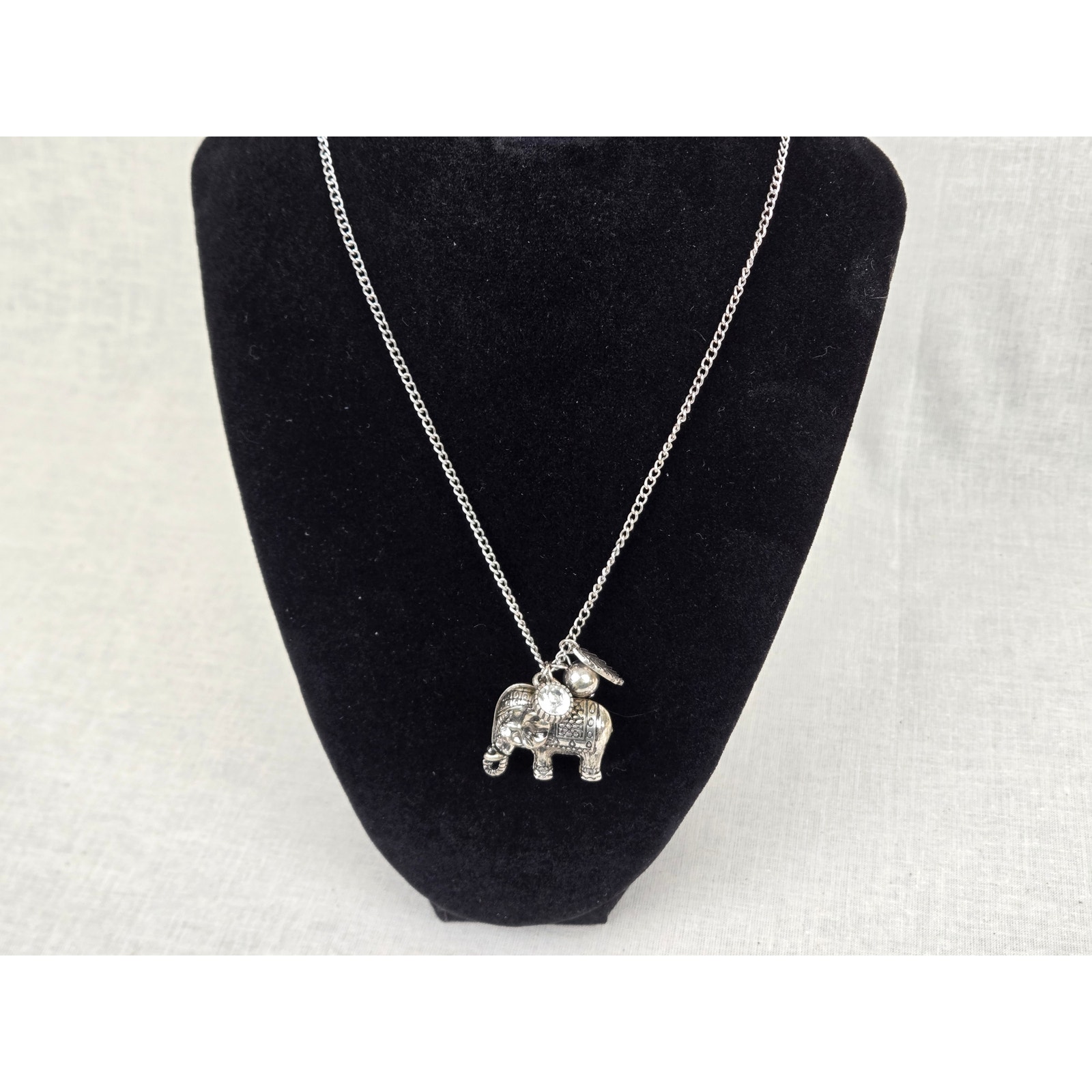G.H.Bass Elephant Necklace Silver Tone Nwt